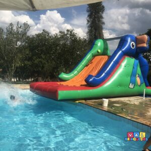 aluguel tobogã inflável para piscina elefante val brinquedos